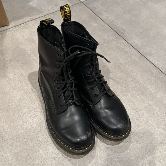 Dr Martens Docs Black Lace Ups Combat Boots Ladies Size 10 - Picture 2 of 6